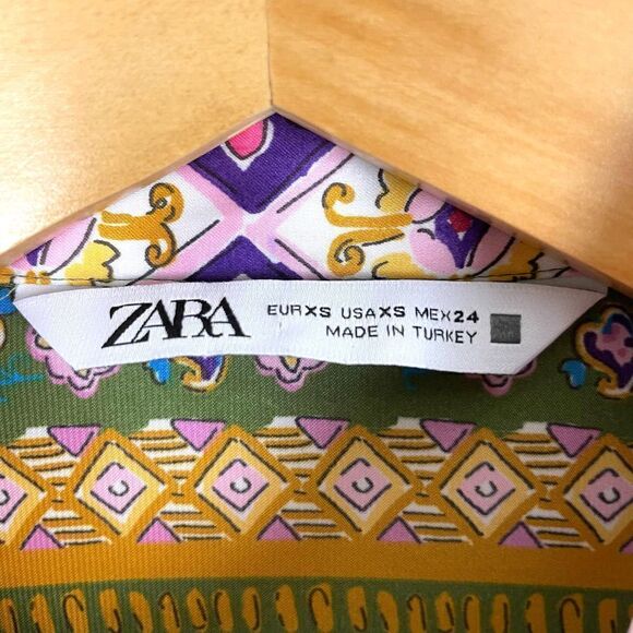 Zara Satin Women’s XS Floral Abstract Button Down Shirt Top Blouse Collared - Picture 4 of 5